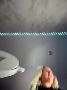 Snapshot of pinkstar_ chatting on 10/11/25, 05:55 pinkstar online show from 10/11/25, 05:55