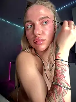 Snapshot of pinkstar_ chatting on 10/13/25, 06:08 pinkstar online show from 10/13/25, 06:08