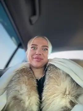 Snapshot of pinkstar_ chatting on 12/01/25, 04:50 pinkstar online show from 12/01/25, 04:50