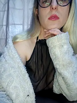 dolcehelena993 online show from 01/06/26, 11:47