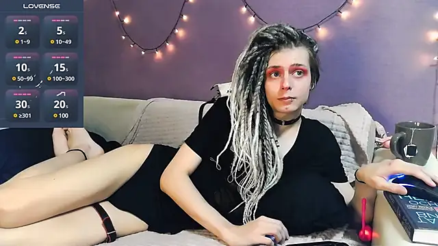 Littlepinkcat online show from 03/16/25, 03:28