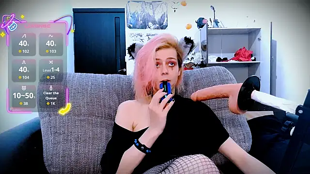 Littlepinkcat online show from 10/06/25, 08:12