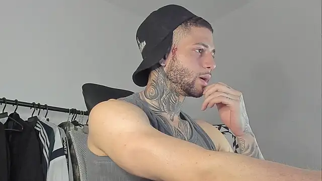  jamesleandros1 online show from 10/09/25, 11:03