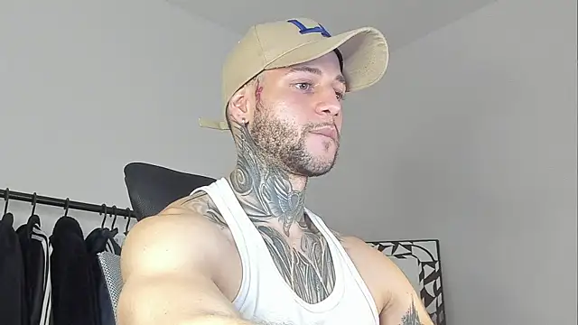  jamesleandros1 online show from 11/07/25, 04:45