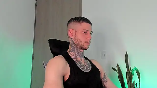  jamesleandros1 online show from 02/08/26, 11:19