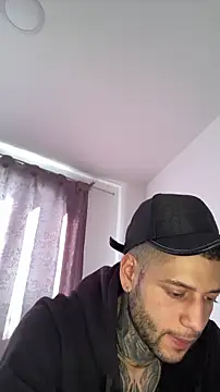  jamesleandros1 online show from 03/22/26, 01:36