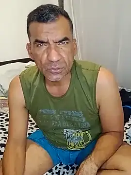 Daddy1972 online show from 02/14/25, 08:37