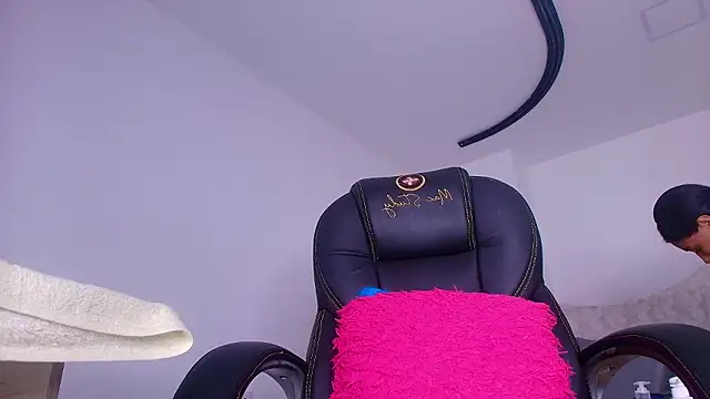 naomi kyse online show from 03/06/26, 03:03