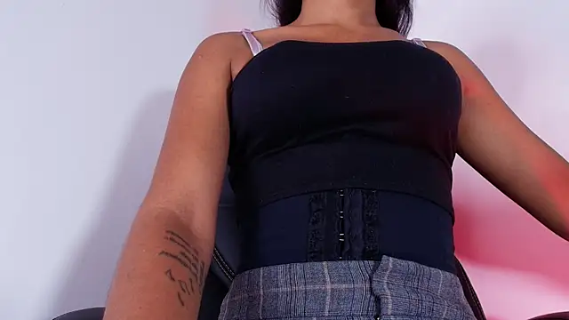 naomi kyse online show from 07/25/26, 03:04