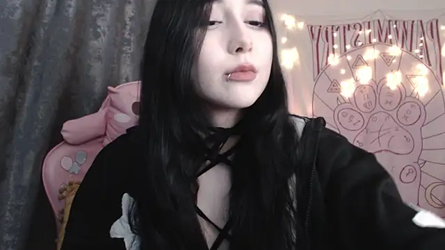 Holy420lolii online show from 12/24/24, 05:44