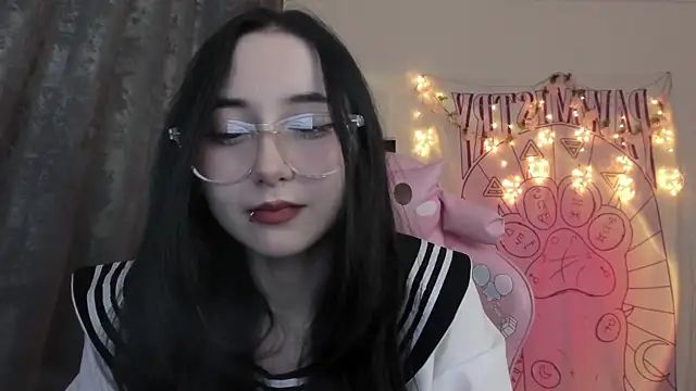 Holy420lolii online show from 03/13/25, 05:39