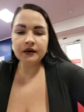 GeorgiaLerox online show from 01/31/25, 12:40