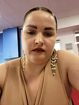 GeorgiaLerox online show from 02/10/25, 12:39