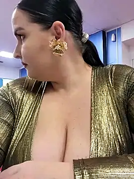 GeorgiaLerox online show from 10/13/25, 11:43