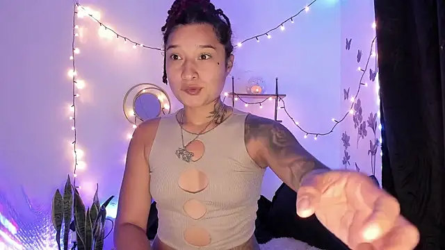 Snapshot of Eva_Lee_ chatting on 02/12/25, 04:23 Eva Lee online show from 02/12/25, 04:23