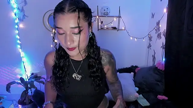 Eva Lee  online show from 03/13/25, 06:26