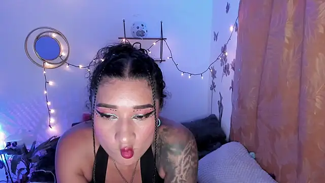 Eva Lee  online show from 03/18/25, 07:52