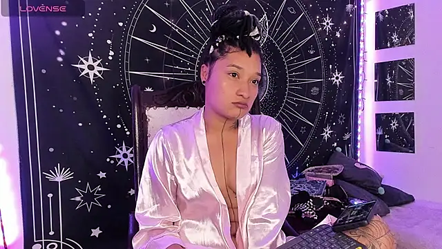 Snapshot of Eva_Lee_ chatting on 10/02/25, 07:15 Eva Lee online show from 10/02/25, 07:15