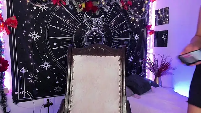 Snapshot of Eva_Lee_ chatting on 12/05/25, 09:40 Eva Lee online show from 12/05/25, 09:40