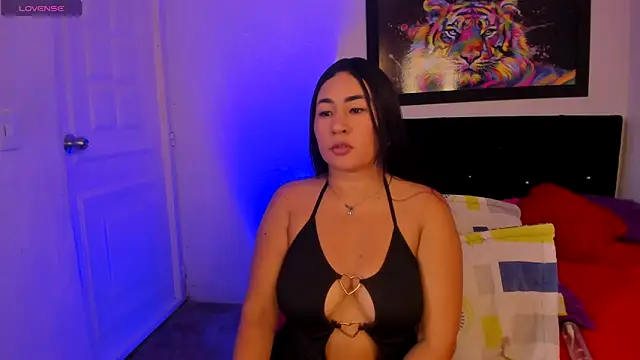 Perla kpop online show from 04/16/26, 07:36