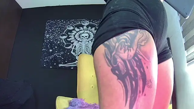 EvangelineCors online show from 02/04/26, 06:25