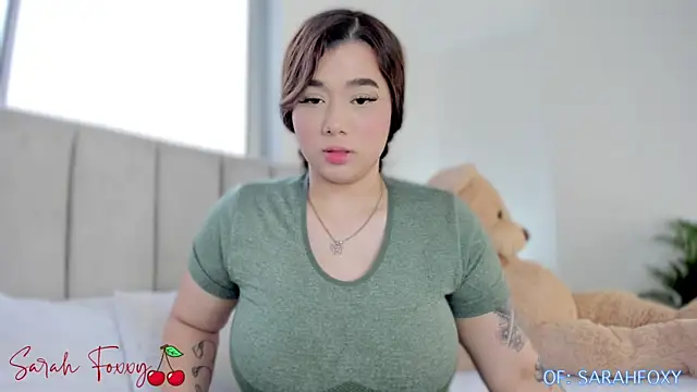 Foxxy222  online show from 01/02/25, 10:33