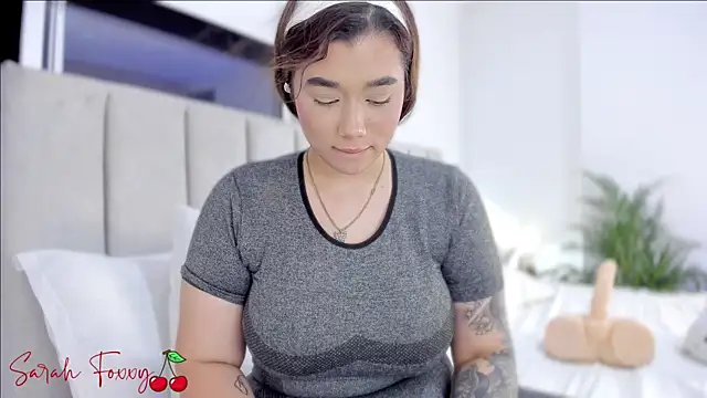 Foxxy222  online show from 03/07/25, 12:58