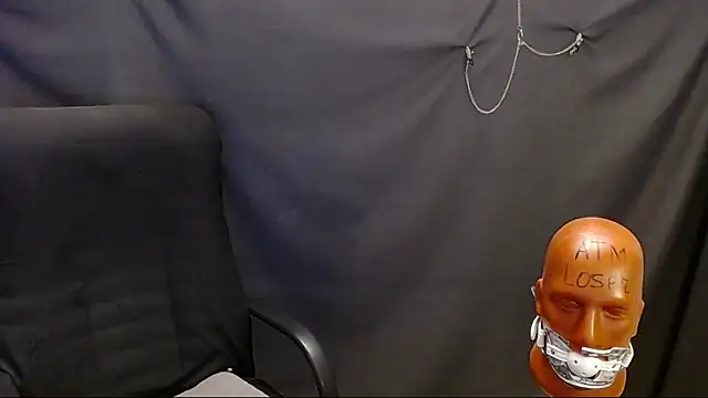 Snapshot of _Damien_thorn_ chatting on 03/21/25, 11:45 Damien thorn online show from 03/21/25, 11:45