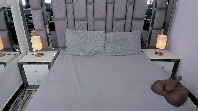 EMMAHILL1 online show from 09/20/25, 06:31