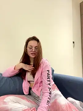 lovebellagrey online show from 01/17/26, 11:26