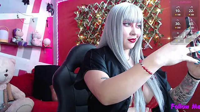 nathalie zanettii online show from 09/13/25, 08:52