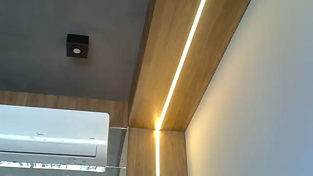 Skinny-Kitten online show from 09/27/25, 12:32