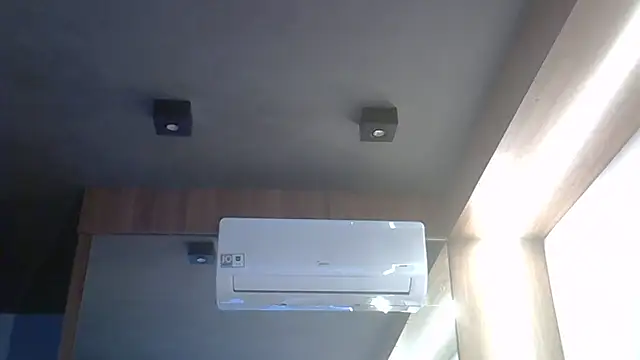 Skinny-Kitten online show from 02/08/26, 09:29