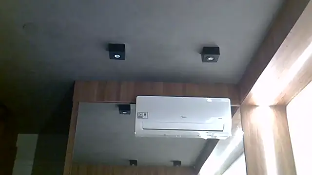 Skinny-Kitten online show from 02/18/26, 04:30