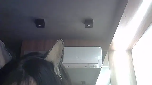 Skinny-Kitten online show from 04/11/26, 02:54