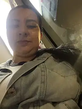 Abril Luv online show from 03/18/25, 12:49