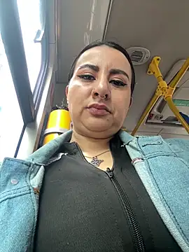 Abril Luv online show from 02/20/26, 12:16