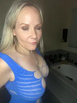 Sexual Lovable Doll online show from 09/12/25, 12:38