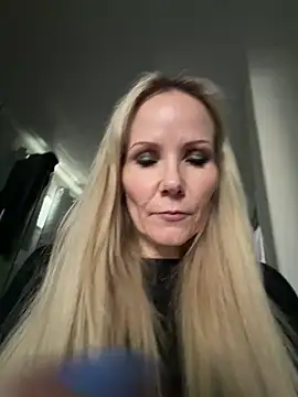 Sexual Lovable Doll online show from 02/13/26, 09:33