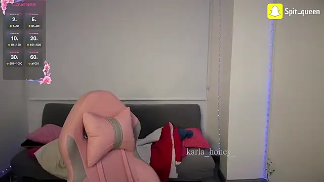 Spit queen online show from 10/23/25, 10:41