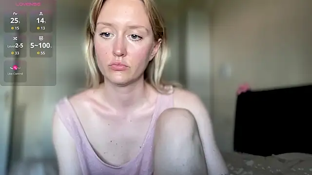 iilovetomatoes online show from 09/20/25, 01:45