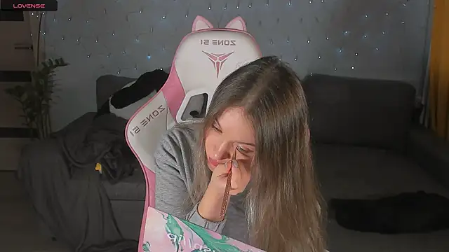 Amelia Lein online show from 12/28/24, 12:04