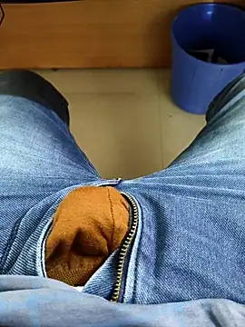 adicma123 online show from 01/13/26, 06:29