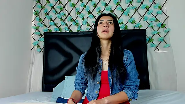 EmmaWilliamss online show from 02/08/25, 04:36