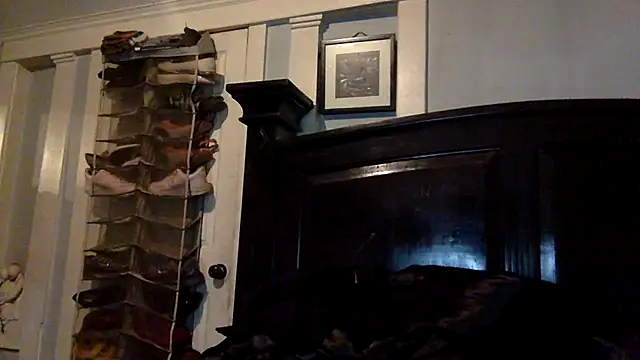 Kannibus Coochi online show from 04/17/26, 12:46