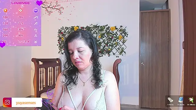 yuya ss online show from 11/11/25, 02:06