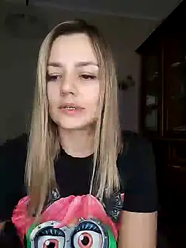 KrissSexi online show from 03/01/25, 06:00