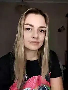 KrissSexi online show from 03/04/25, 01:59