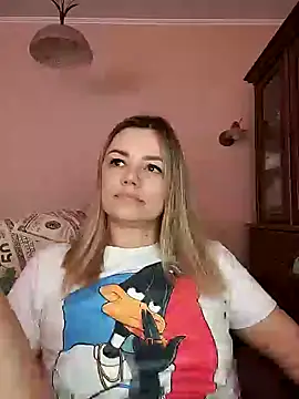 KrissSexi online show from 03/09/25, 08:07