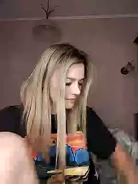 KrissSexi online show from 03/12/25, 09:02